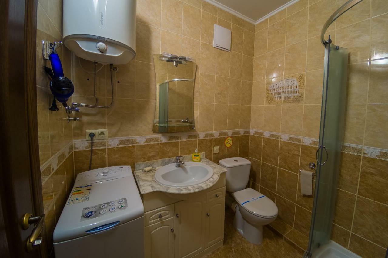 Kvartirkoff Na Bogatirskaya 6A, 2 Floor Kyiv Exterior photo