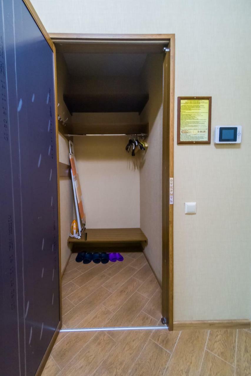 Kvartirkoff Na Bogatirskaya 6A, 2 Floor Kyiv Exterior photo