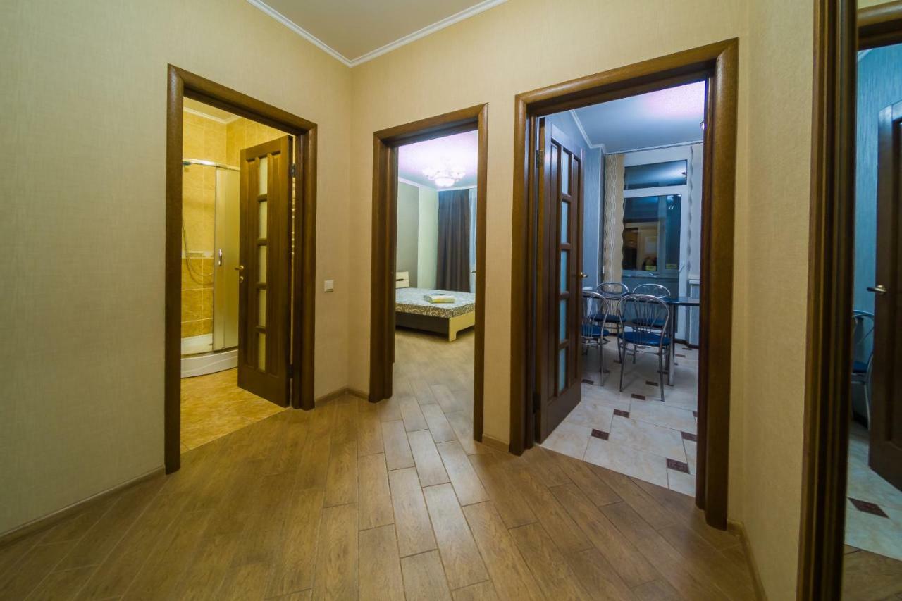 Kvartirkoff Na Bogatirskaya 6A, 2 Floor Kyiv Exterior photo